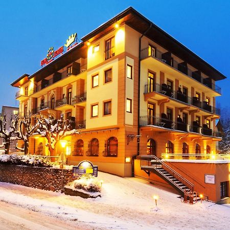 Euro Youth Hotel & Krone Бадгаштейн Экстерьер фото